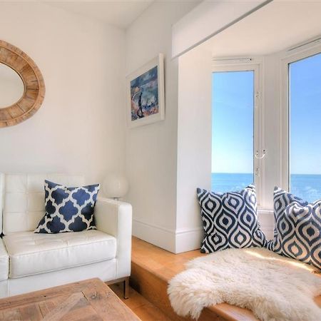Seahorse Apartment Lyme Regis Exterior photo