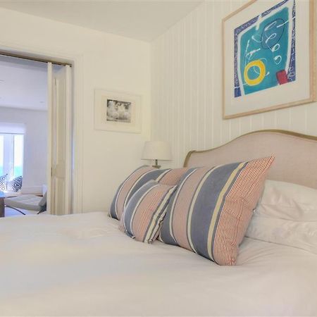 Seahorse Apartment Lyme Regis Exterior photo