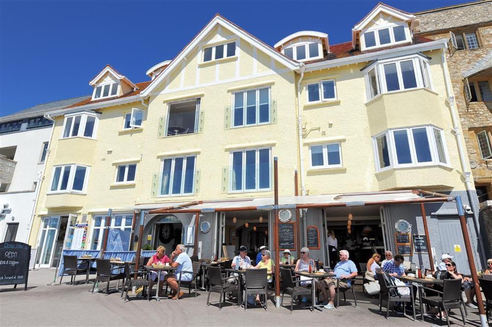 Seahorse Apartment Lyme Regis Exterior photo